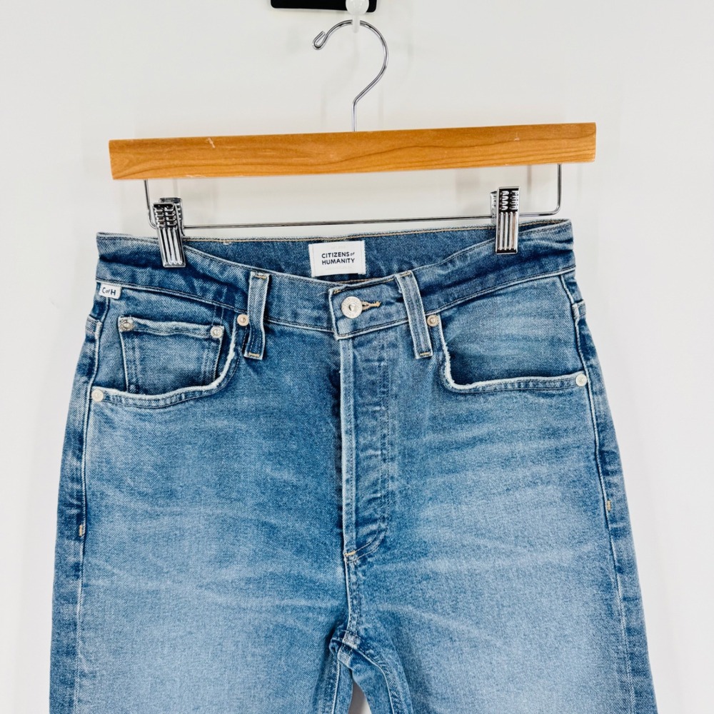 Citizens Of Humanity Straight Leg Jeans in Medium Blue Wash - Delfina Straight - Picture 5 of 13